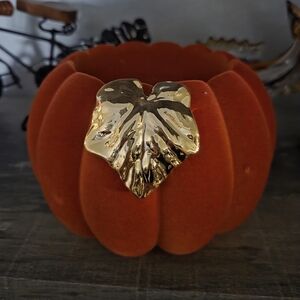 Bath & Body Works Orange Velvet Pumpkin with Gold Accent 3 Wick Candle Holder